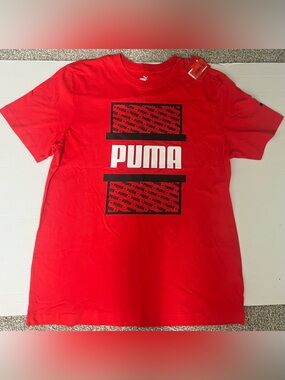 Men’s Puma logo tee Red/Black/White size: large NWT